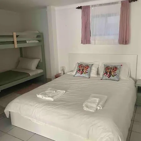 Ocean Breeze & Sea Salt Appartement