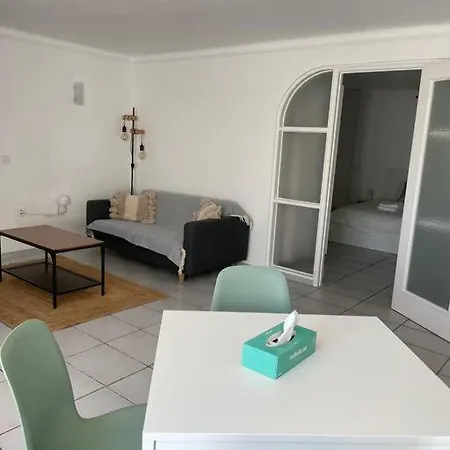 Ocean Breeze & Sea Salt アパート *